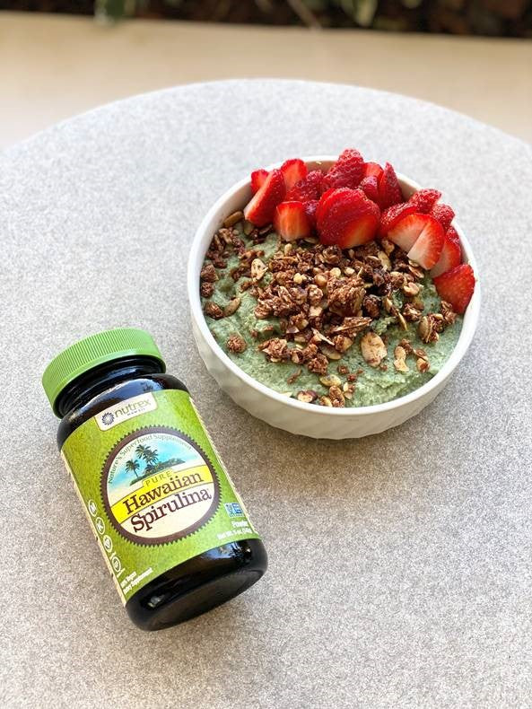 Superfood & Oatmeal Power Bowl – Nutrex Hawaii