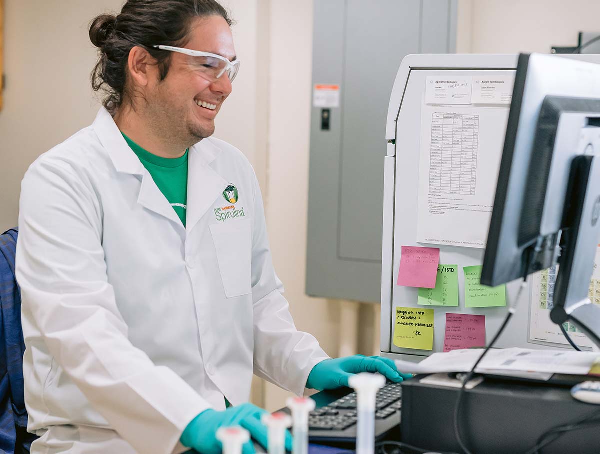 Nutrex Hawaii Quality Control Testing