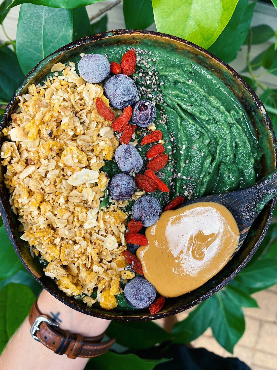 Green Spirulina Smoothie Bowl