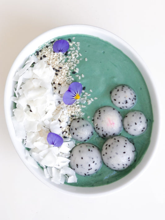 Coconut Spirulina Tahini Smoothie Bowl